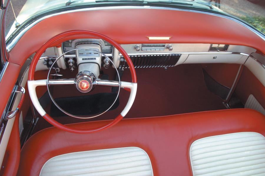 Cadillac Eldorado 1953 года  (фото 9 из 18)